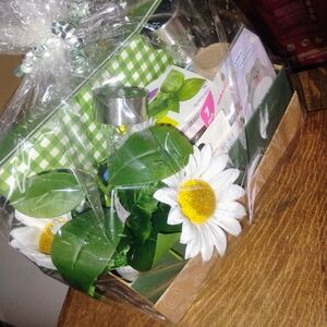 Gift Basket with Daisy and Green Accents